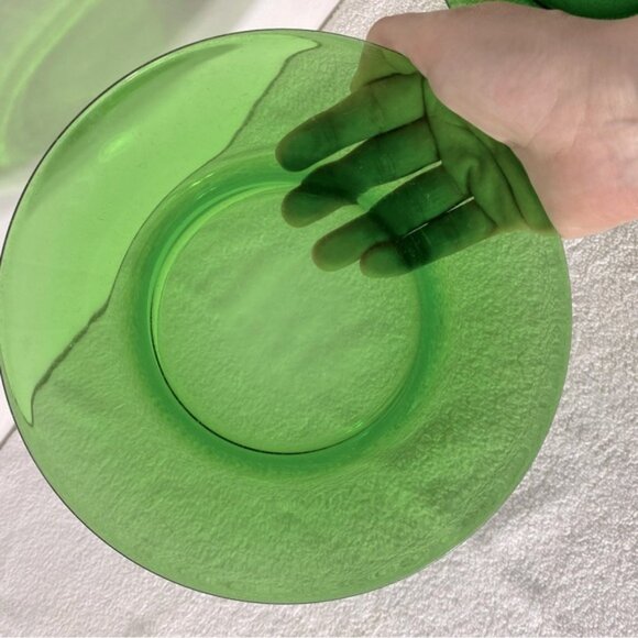 Vintage Duralex France Emerald Green Glass Dinner Plates X2 - Picture 9 of 12